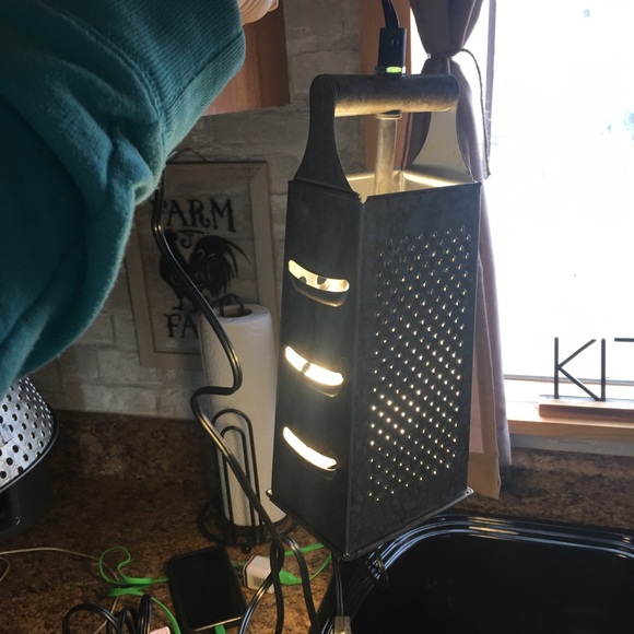 Rustic farmhouse hanging lamp - Picture 2 of 3